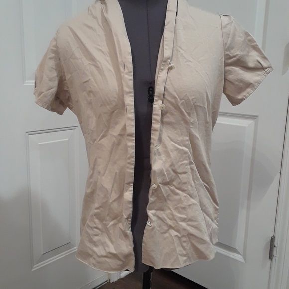 Banana Republic tan button down top - Picture 2 of 10